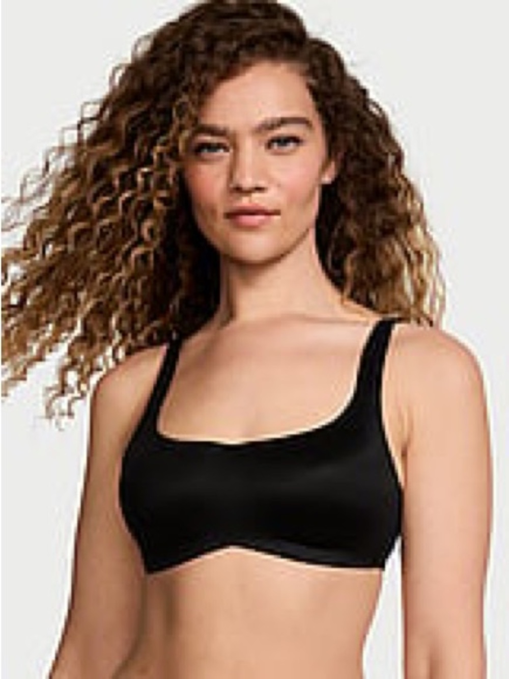 VS // Body by Victoria Scoop Lightly Lined Comfort Bra